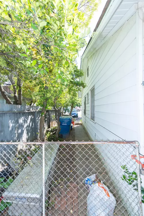 790 Locust St, Redding, CA 96001 photo 36