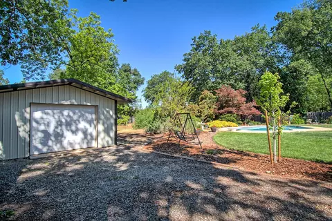 4256 Alta Campo Dr, Redding, CA 96002 photo 39