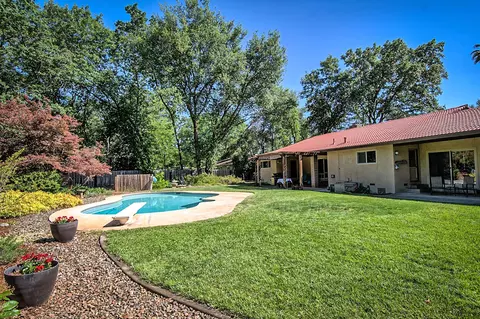 4256 Alta Campo Dr, Redding, CA 96002 photo 37