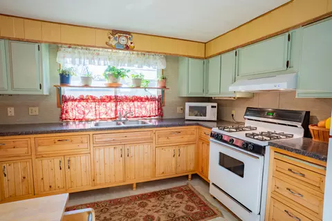 181 Branstetter Ln, Redding, CA 96001 photo 11