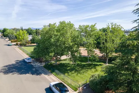 2015 Charade Way, Redding, CA 96003 photo 22