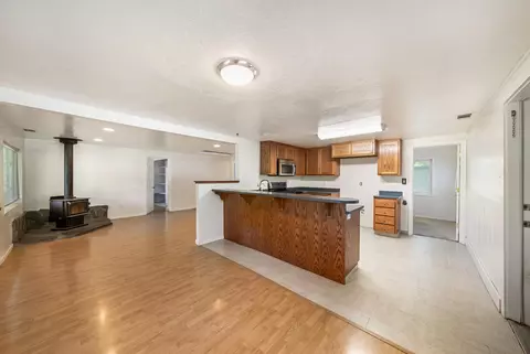 22043 Hermosa Dr, Anderson, CA 96007 photo 8