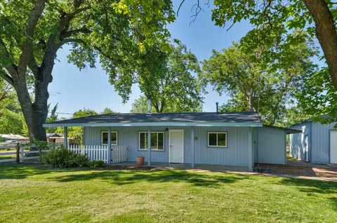 22043 Hermosa Dr, Anderson, CA 96007 photo 2