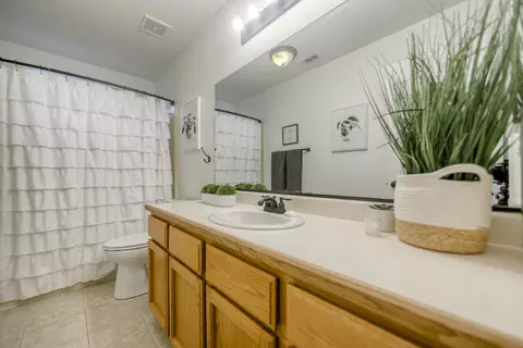 1927 Chiella Ln, Redding, CA 96002 photo 9