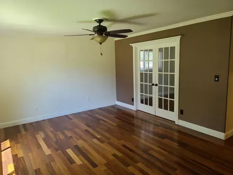 1014 Lorraine Dr, Redding, CA 96002 photo 6