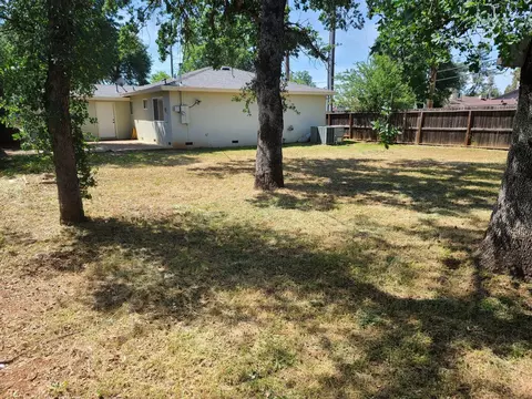 1014 Lorraine Dr, Redding, CA 96002 photo 15