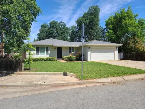 1014 Lorraine Dr, Redding, CA 96002 photo 17