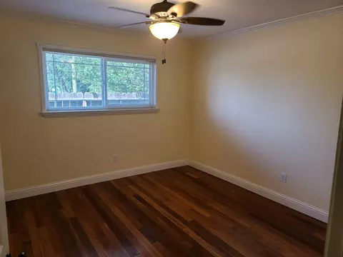 1014 Lorraine Dr, Redding, CA 96002 photo 8