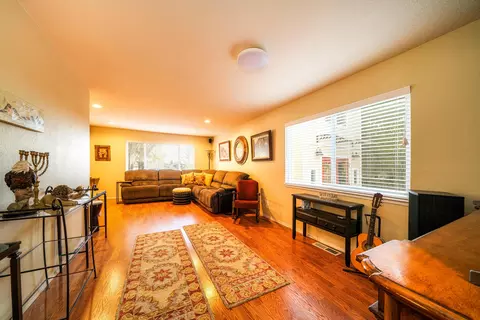 3210 Forest Hills Dr, Redding, CA 96002 photo 11