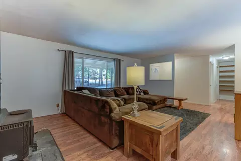 30893 Thumper Dr, Shingletown, CA 96088 photo 4