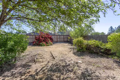 4237 White River Ct, Redding, CA 96003 photo 30
