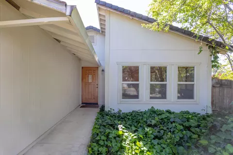 4237 White River Ct, Redding, CA 96003 photo 3