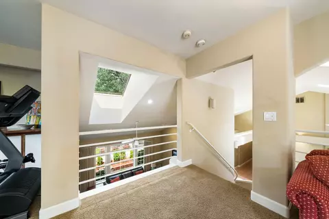 8144 Montgomery Cir, Redding, CA 96001 photo 44