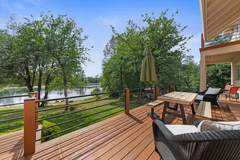 8144 Montgomery Cir, Redding, CA 96001 photo 16