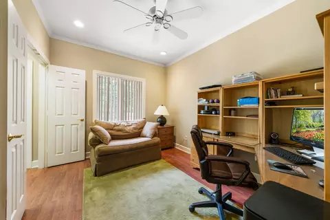 8144 Montgomery Cir, Redding, CA 96001 photo 43