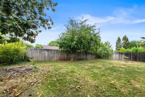 3766 Pegasus St, Redding, CA 96002 photo 15