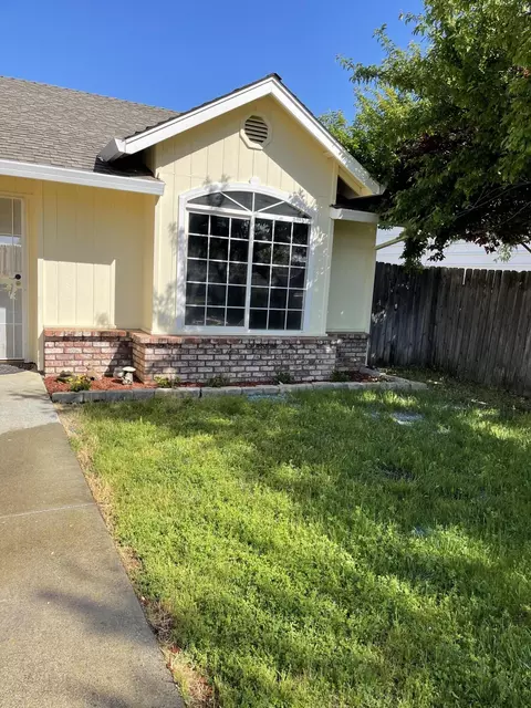1993 Airstrip Rd, Redding, CA 96003 photo 1