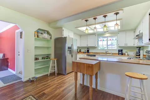 202 Woodhill Dr, Redding, CA 96003 photo 13