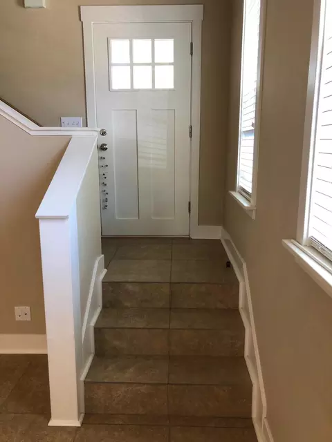 859 Fell St, Redding, CA 96001 photo 12