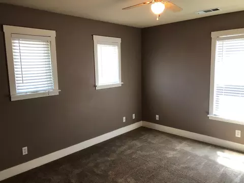 859 Fell St, Redding, CA 96001 photo 23