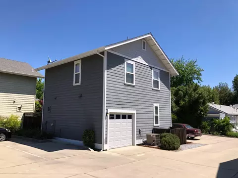 859 Fell St, Redding, CA 96001 photo 8