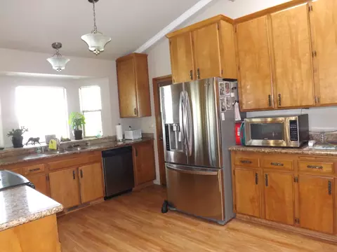 9447 Chaparral Dr, Redding, CA 96001 photo 13