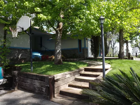 9447 Chaparral Dr, Redding, CA 96001 photo 3