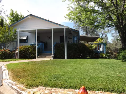 9447 Chaparral Dr, Redding, CA 96001 photo 6