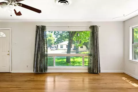 4592 Harrison Ave, Redding, CA 96001 photo 4