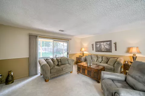 2679 Sanford Ct, Redding, CA 96003 photo 5