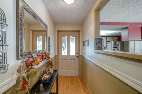 2679 Sanford Ct, Redding, CA 96003 photo 3