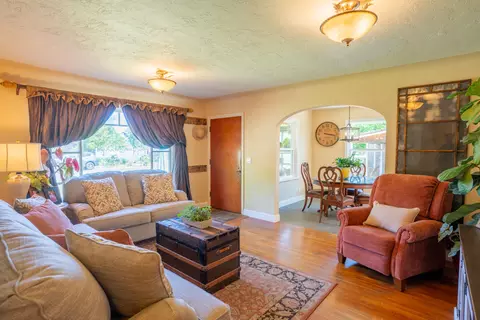 1934 Verda St, Redding, CA 96001 photo 13