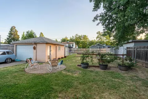 1934 Verda St, Redding, CA 96001 photo 31