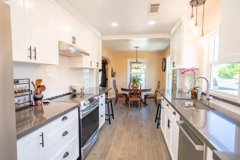 1934 Verda St, Redding, CA 96001 photo 5