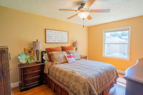 1934 Verda St, Redding, CA 96001 photo 23