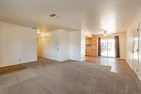 4242 Ormsby Way, Redding, CA 96003 photo 2