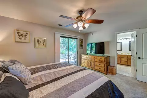 560 Turquoise Ct, Redding, CA 96003 photo 14