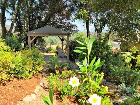 560 Turquoise Ct, Redding, CA 96003 photo 35