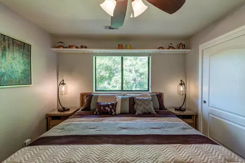 560 Turquoise Ct, Redding, CA 96003 photo 25