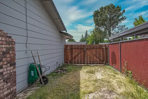 3610 Tamarack Dr, Redding, CA 96003 photo 43