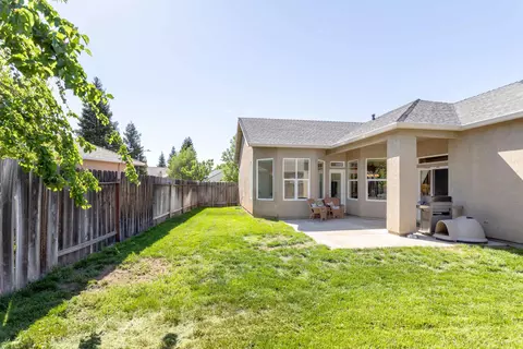 1325 Bonhurst Dr, Redding, CA 96003 photo 31