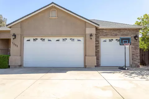 1325 Bonhurst Dr, Redding, CA 96003 photo 34