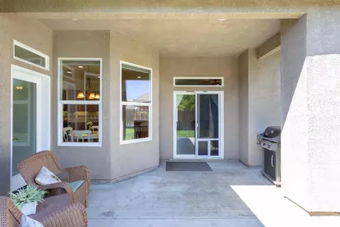 1325 Bonhurst Dr, Redding, CA 96003 photo 28