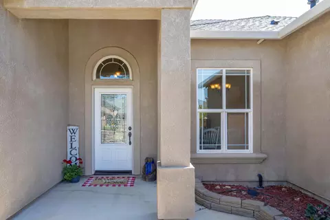 1325 Bonhurst Dr, Redding, CA 96003 photo 4
