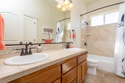 1325 Bonhurst Dr, Redding, CA 96003 photo 19
