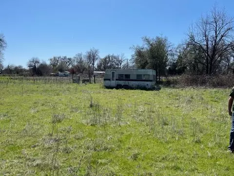 7597 Green Meadow Ln, Redding, CA 96002 photo 6