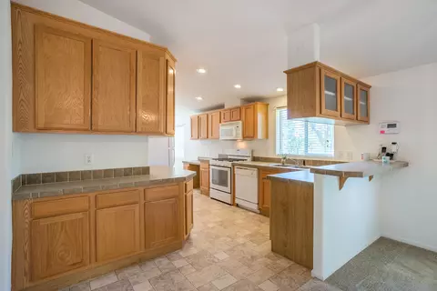 20731 Sunset Ln, Redding, CA 96002 photo 7