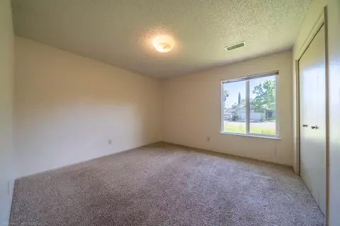 1930 Cirrus St, Redding, CA 96002 photo 31