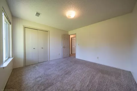 1930 Cirrus St, Redding, CA 96002 photo 32