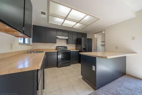 1930 Cirrus St, Redding, CA 96002 photo 17